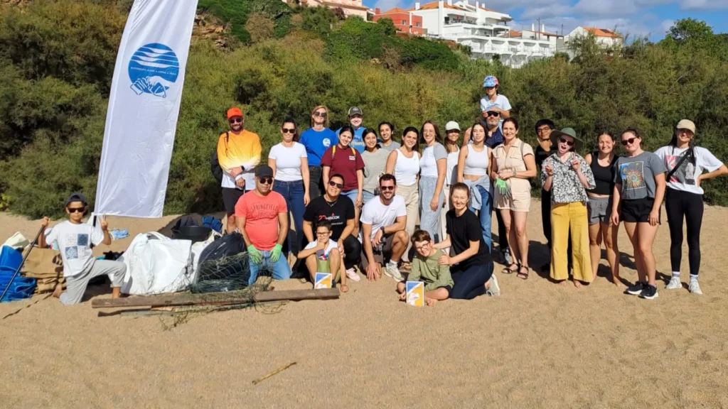 Mentara e Movimento ALP juntam-se para limpar a Praia de São Lourenço